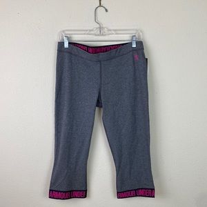 NWT Under Armour | Gray Power in Pink Fitted Favorite Charged Capri L